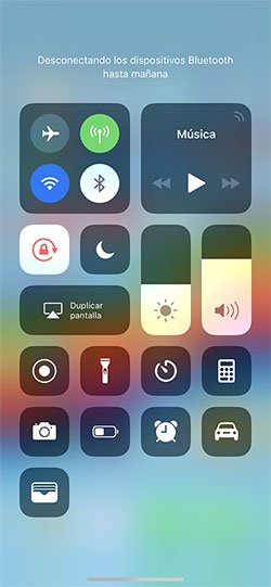 Imagen - Cómo desactivar Bluetooth y Wi-Fi en iOS 11