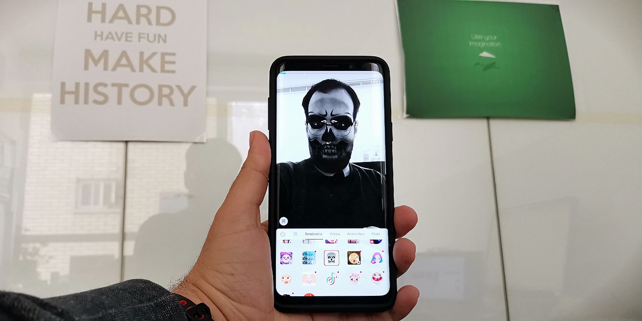 Cómo ponerte caritas en TikTok