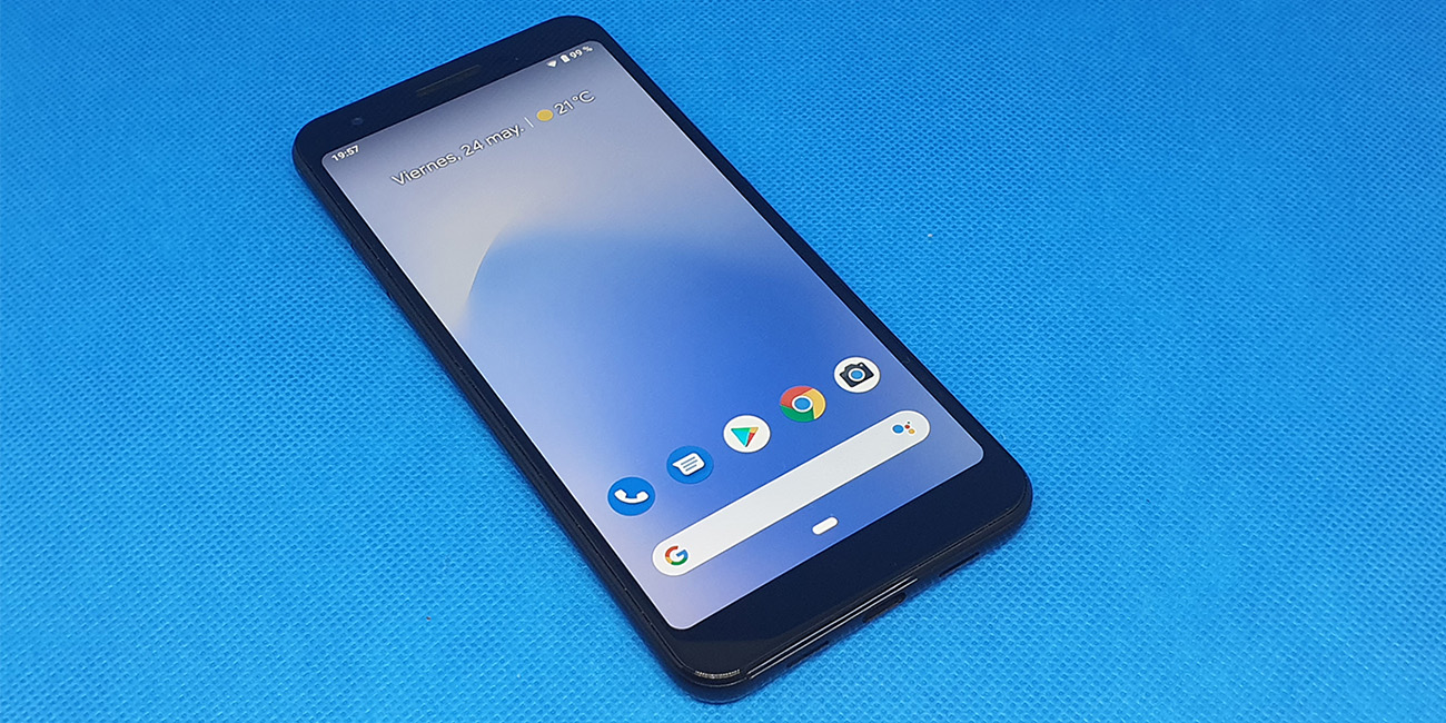 Review: Google Pixel 3a, por encima de la media pese a su diseño