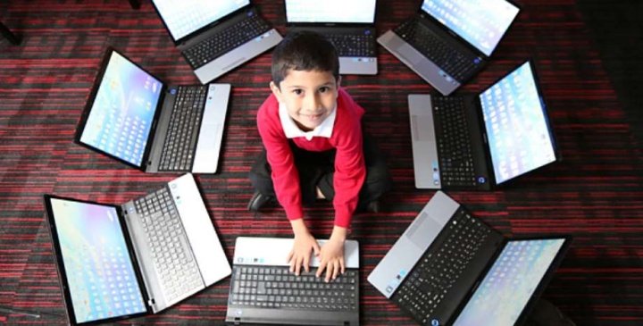 Un niño de 5 años aprueba un examen de Microsoft