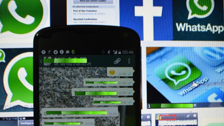WhatsApp añade un "doble check azul" que indica si se ha leído un mensaje