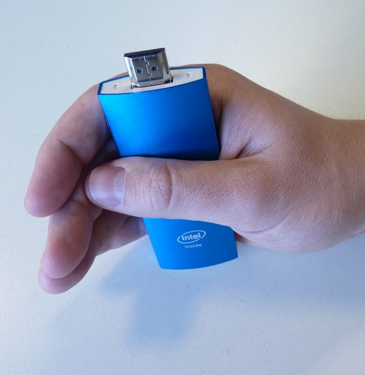Archos PC Stick, un ordenador con Windows 10 y tamaño pendrive por 120 euros