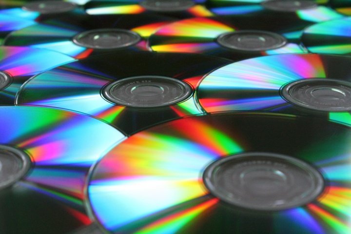 El canon digital volverá a cargarse en discos, unidades USB y móviles