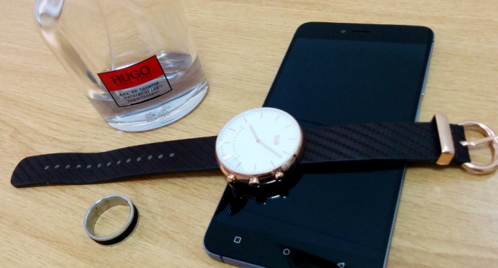 Imagen - Review: Elephone W2, un elegante reloj con pulsera de fitness integrada