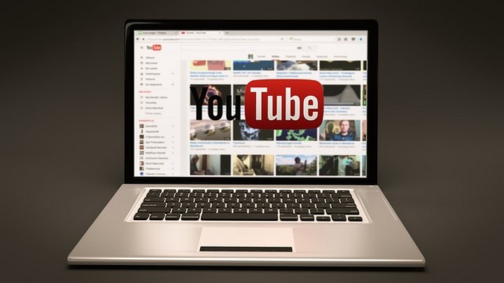 Cómo activar el tema oscuro en YouTube