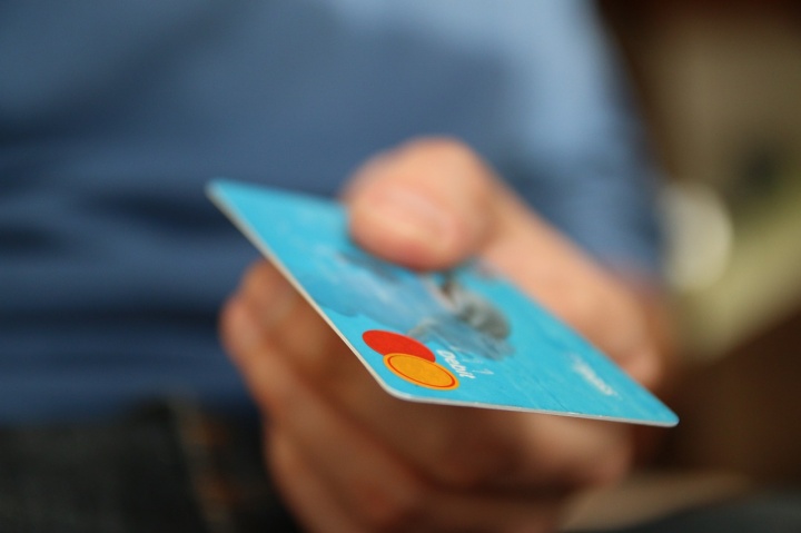 Un falso email pretende robarte las claves de Carrefour Pass