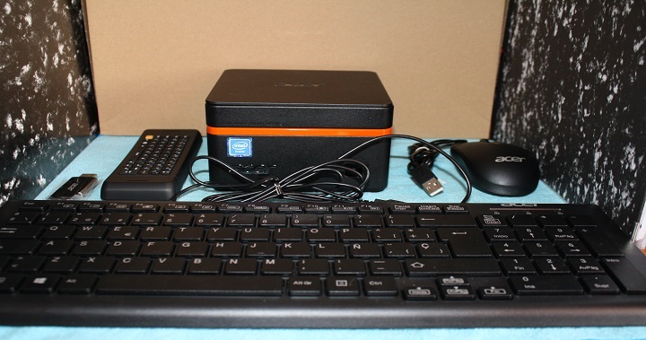 Review: Acer Revo Build, el ordenador modular que cualquiera puede montar