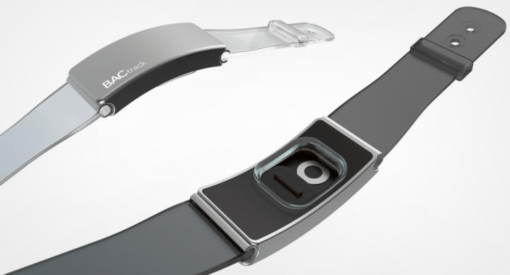 BACtrack Skyn, la pulsera que te indica tu grado de alcohol