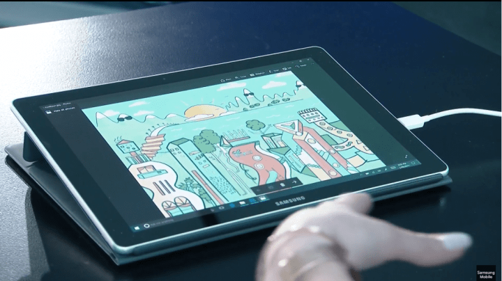 Samsung presenta Galaxy Book, un híbrido con Windows 10