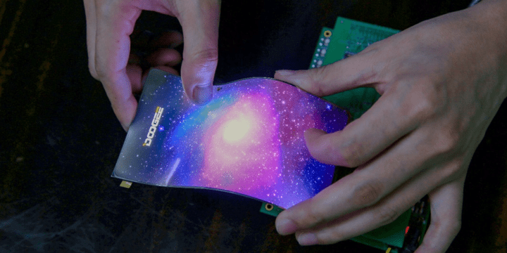 Doogee trabaja en una pantalla flexible para la revisión del Mix 2 o el Mix 3