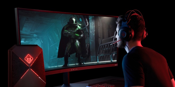 Monitores curvos, ¿cómo mejoran la experiencia de juego?