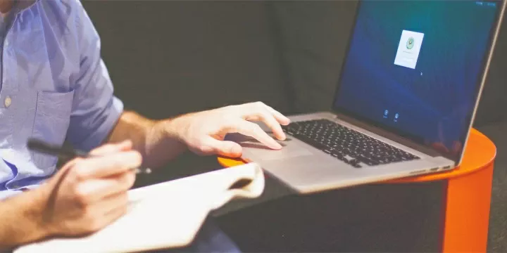 PP y PSOE preparan una ley de rectificación en redes sociales a medida de los políticos