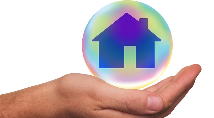 SPC lanza su Smart Home: bombillas inteligentes, robots aspiradora, videovigilancia y más