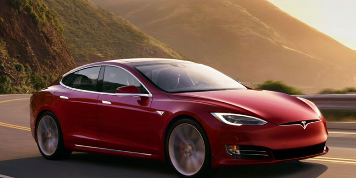 Tesla estaría preparando un smartphone
