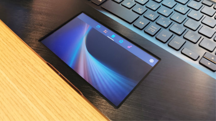 Imagen - Asus ZenBook 13, 14 y 15: diseño sin biseles, touchpad con pantalla y edición en cuero