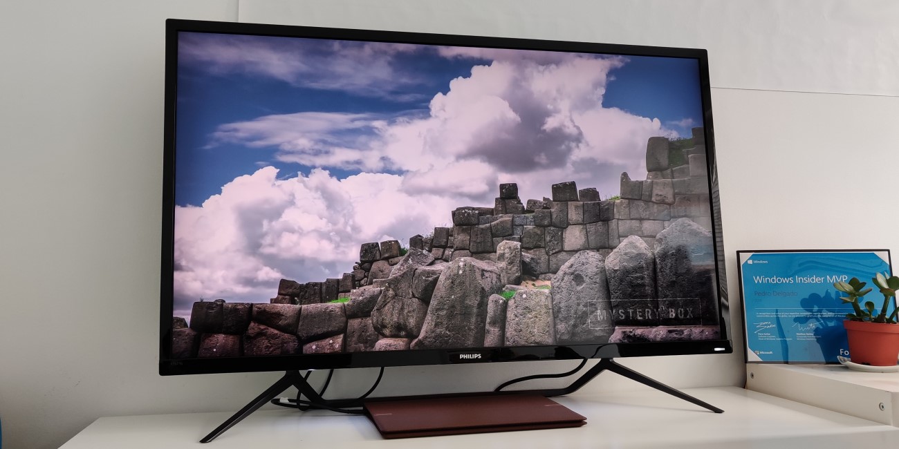 philips-momentum-30-1300x650