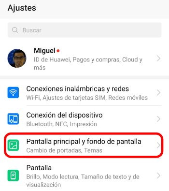 Imagen - Los móviles de Huawei ahora muestran publicidad de Booking en la pantalla de desbloqueo