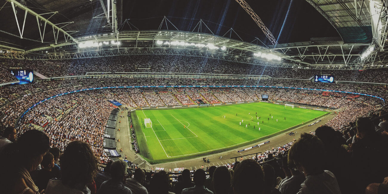La app de LaLiga graba sonido con tu móvil para detectar el fútbol pirata en los bares