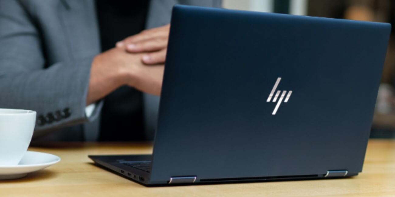 HP Elite Dragonfly, el portátil de 24 horas de autonomía fabricado con plásticos del mar