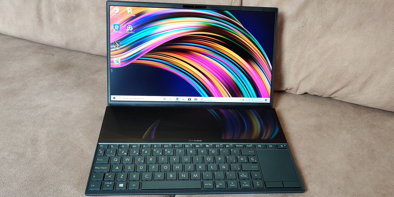 Review: Asus ZenBook Duo, un portátil diferente con doble pantalla