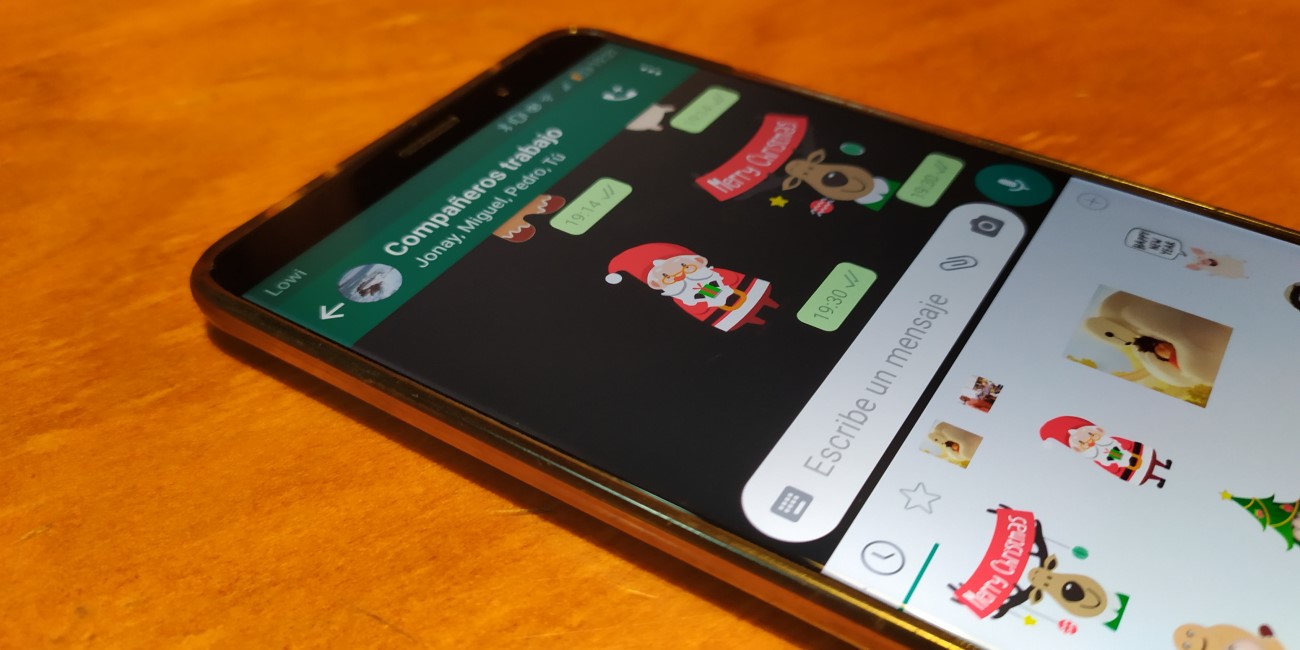9 packs de stickers de Navidad para WhatsApp