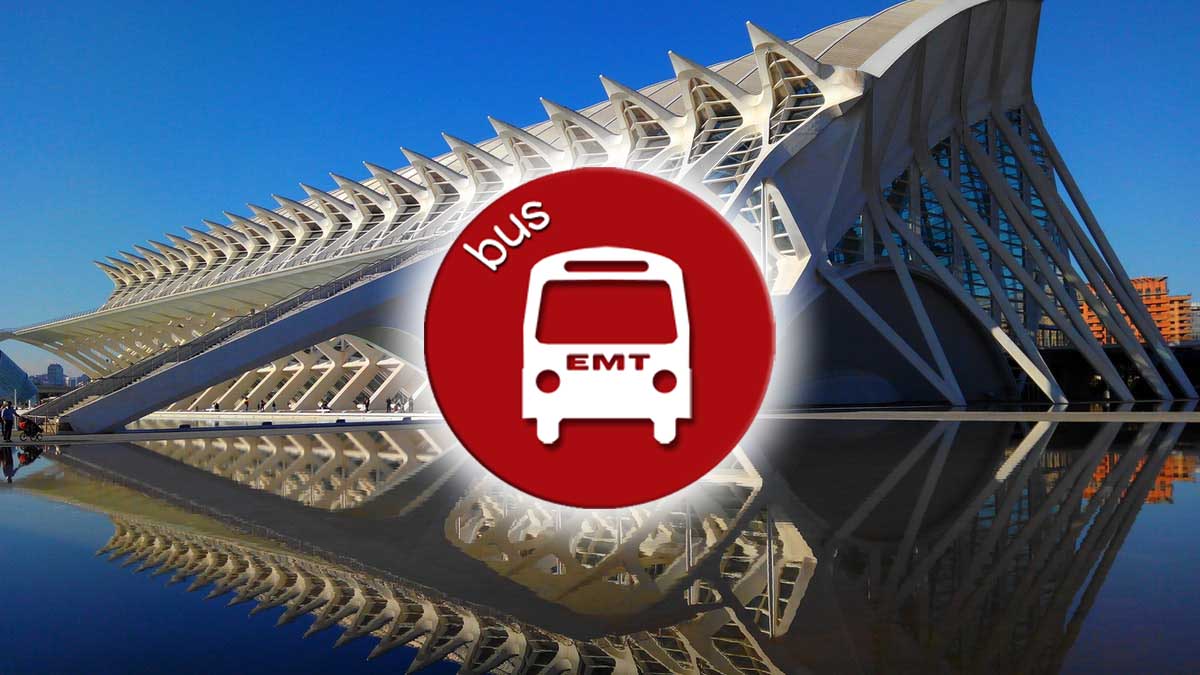 Valencia ya permite pagar el transporte público con el móvil