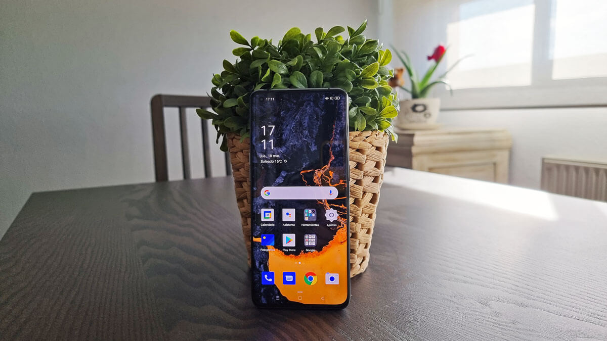 Review: Oppo Find X3 Pro 5G, un gama premium duro de vencer y con diseño imbatible