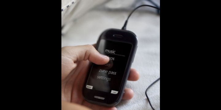 Microsoft su nuevo teléfono móvil KIN con Windows Phone 7