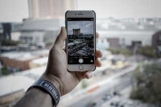 ¿Dónde se guardan las fotos en el iPhone?