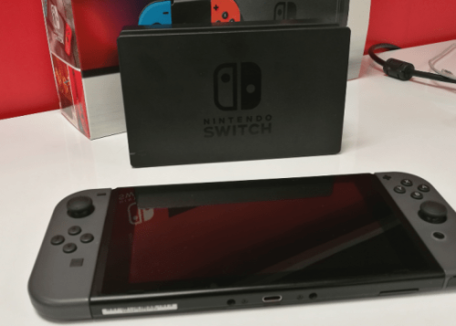 Nintendo Switch se dobla por el exceso de calor