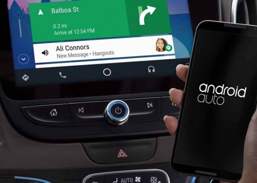 Cómo activar el modo oscuro en Android Auto