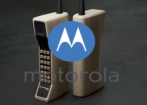 ¿Cuál es el primer móvil que lanzó Motorola?