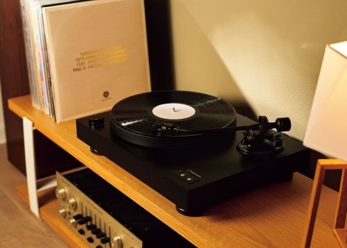 Atención, fans de los vinilos: el Audio-Technica AT-LP8X es el tocadiscos ideal para los puristas del sonido