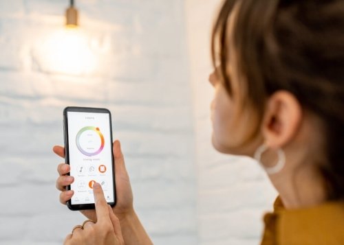 Las mejores bombillas inteligentes con Alexa o Google