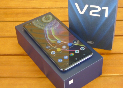 Review: Vivo V21 5G, selfies de 44 MP con estabilización óptica en un móvil convincente