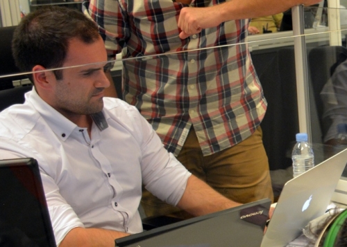 Entrevista a Luis Cappa de buguroo: "Cualquiera puede espiar una red WiFi abierta"