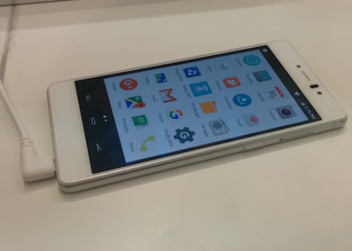 Energy Sistem Pro 4G Pearl y Navy: Especificaciones y precio