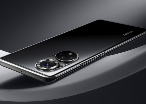 Doble anillo, acabado brillante y pantalla curva: Honor 50 no quiere pasar desapercibido