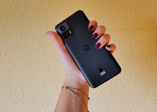 Review: Motorola Edge 30 Neo, una firme apuesta de gama media con diseño de Pantone