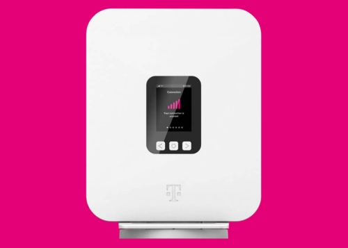 Así es el nuevo Home Internet Gateway de T-Mobile: conexión 5G en el hogar con antena externa