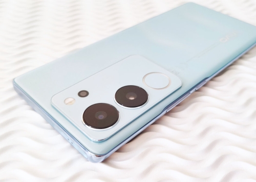 Review: Vivo V29 5G, un móvil equilibrado que sorprende con el flash Aura Light para los retratos