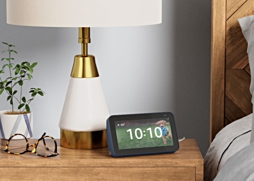 Alexa cuidará de los mayores: llega a residencias y hogares de ancianos