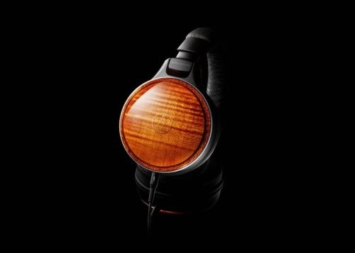 Los últimos auriculares de Audio-Technica son una locura: arce, nogal y caoba para conseguir un sonido único