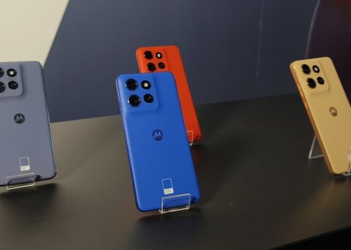 Motorola Edge 50 y Edge 50 Neo llegan a España: impulsados por Moto AI y con acabados premium únicos
