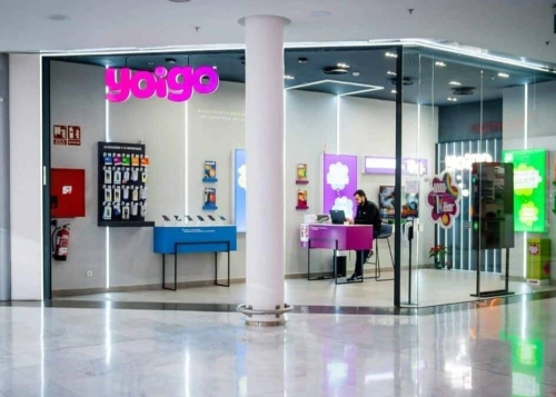 ¿Qué horario tienen las tiendas de Yoigo?