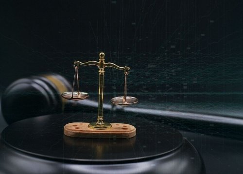Multas de entre 750 y 5.000 € para usuarios de IPTV pirata: nueva ley contempla el doble para reincidentes