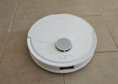 Review: Roborock Q10 S5+, un robot que aspira y friega con gran precisión todo tipo de superficies y alfombras