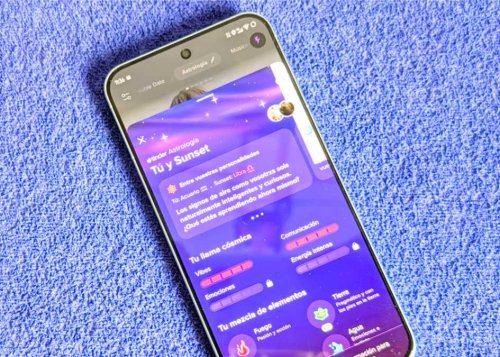 Citas en vídeo, apoyo de la IA o reconocimiento facial... Tinder evoluciona, ¿para el amor o para su bolsillo?