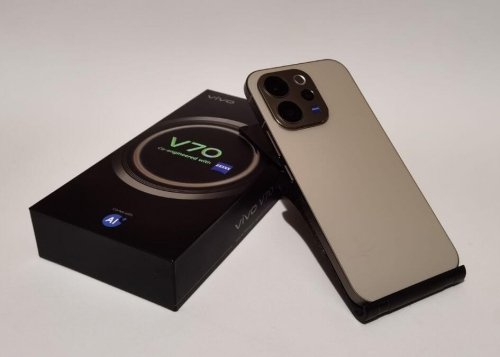 Review: Vivo V70, la versatilidad hecha móvil