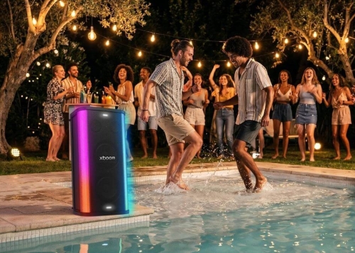 LG XBoom Stage 501: un potente altavoz con función karaoke impulsado por IA y luces para animar tus fiestas